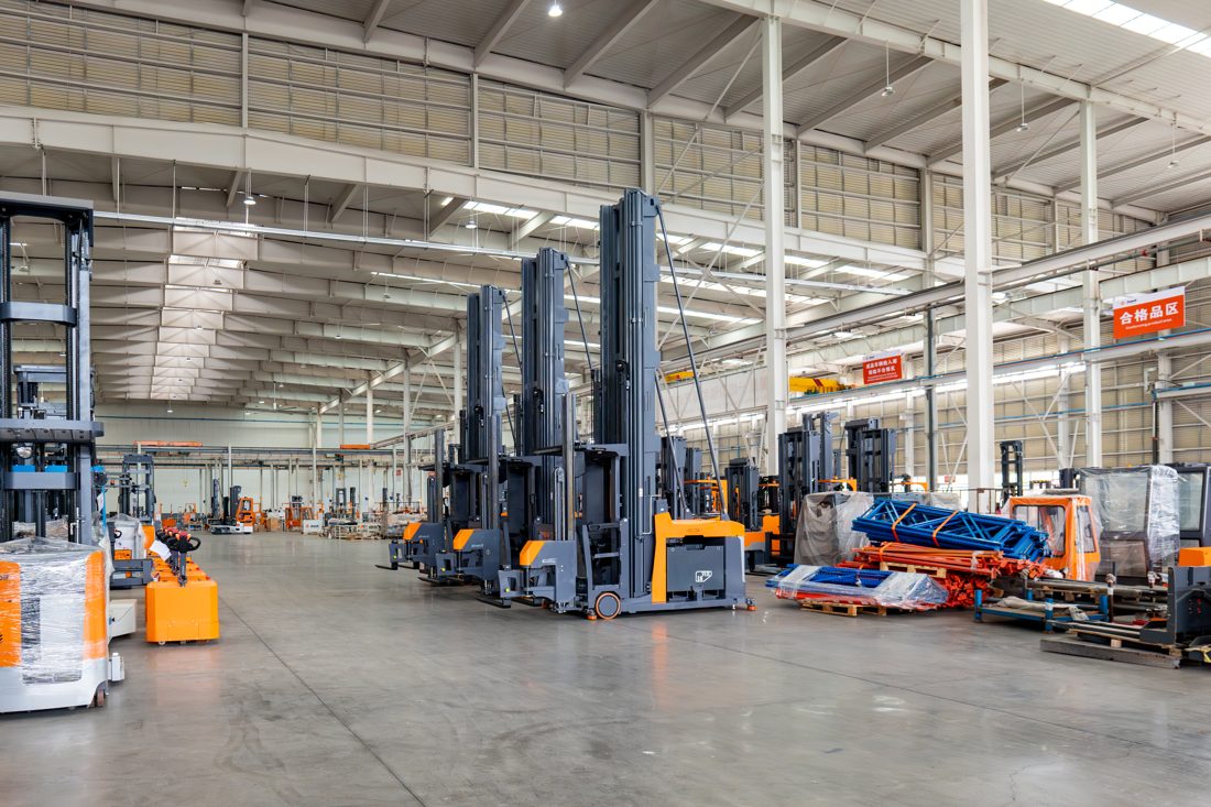 Zowell VNA forklift